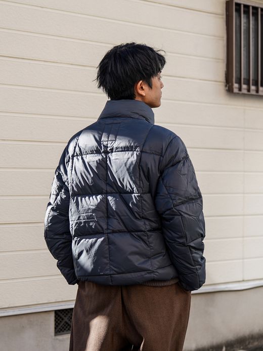 TAION MOUNTAIN PACKABLE VOLUME DOWN JACKET / Dark gray