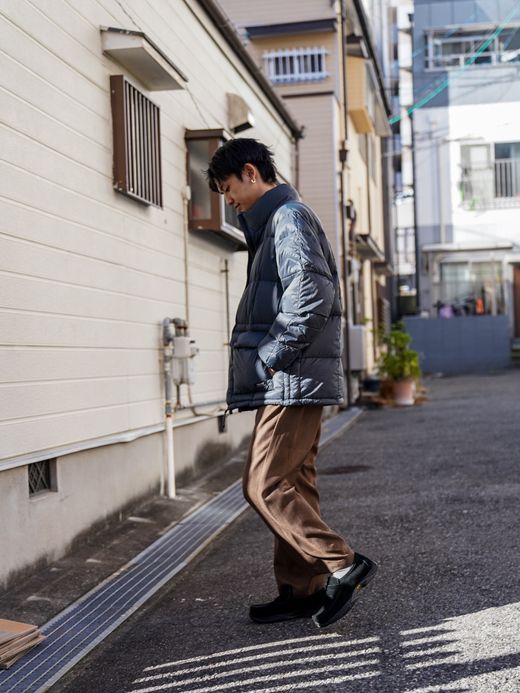 TAION MOUNTAIN PACKABLE VOLUME DOWN JACKET / Dark gray