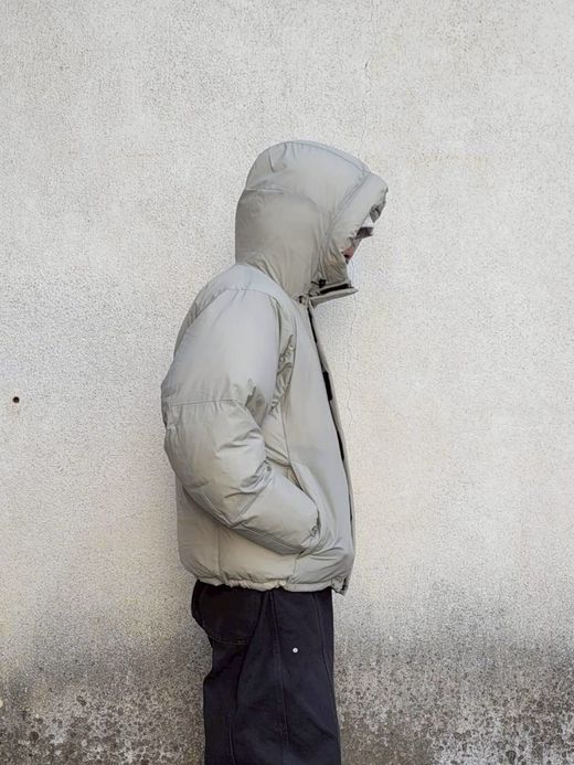 VOO VLTR DOWN / Matt gray