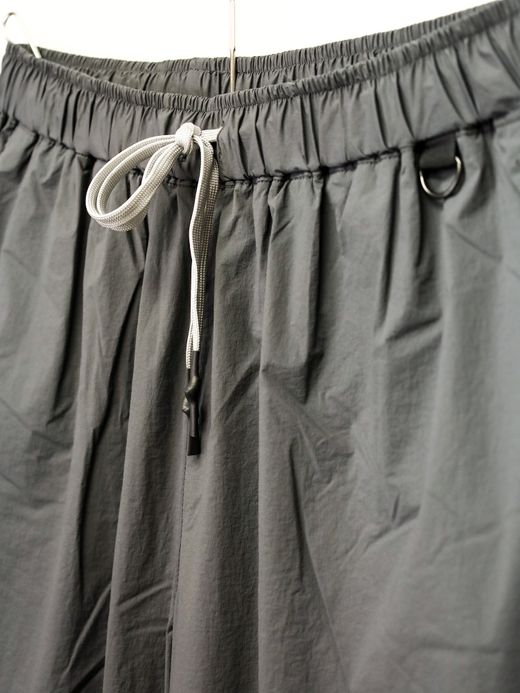 S.F.C WIDE SPORTY PANTS / Grey