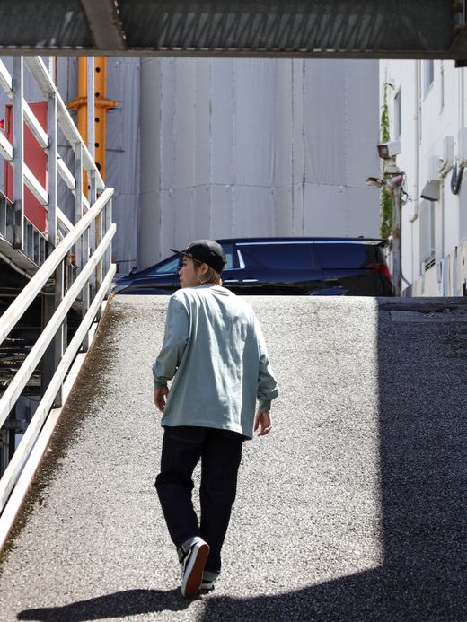 ROARK REVIVAL "NZ TOURIST" L/S TEE / Slate blue