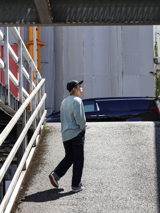 ROARK REVIVAL "NZ TOURIST" L/S TEE / Slate blue