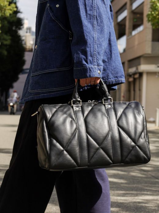 AMBERGLEAM BOSTON QUILTING LEATHER BAG / Black