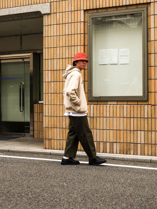 AMBERGLEAM FUKUI SWEAT HOODIE / Ash white