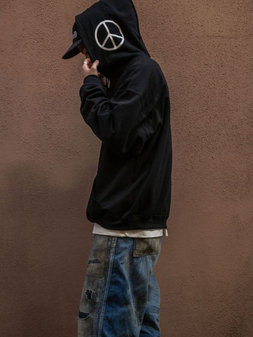 TENBOX 💟☯️☮️ HOODIE / Black