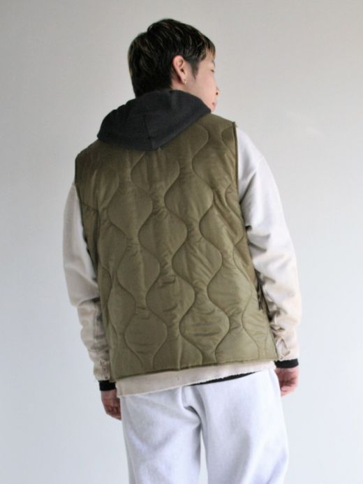 ANACHRONORM REVERSIBLE QUILTED VEST / Khaki