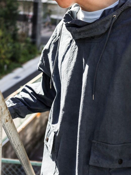 ANACHRONORM OVER DYED ANORAK PULLOVER JACKET / Navy