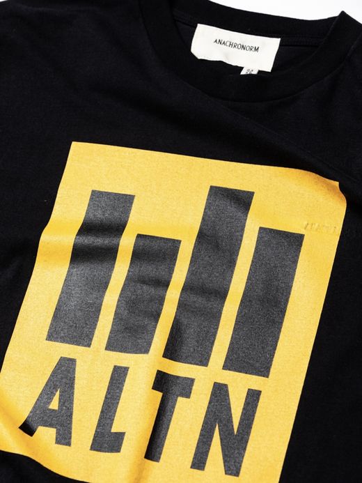 ANACHRONORM ALTN PRINT T-S / Black