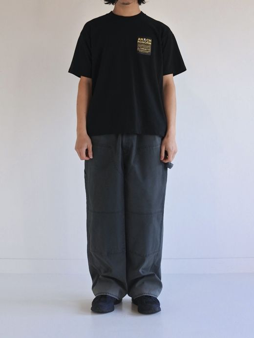 ANACHRONORM STICKER MOTIF PRINTED S/S T-S / Black