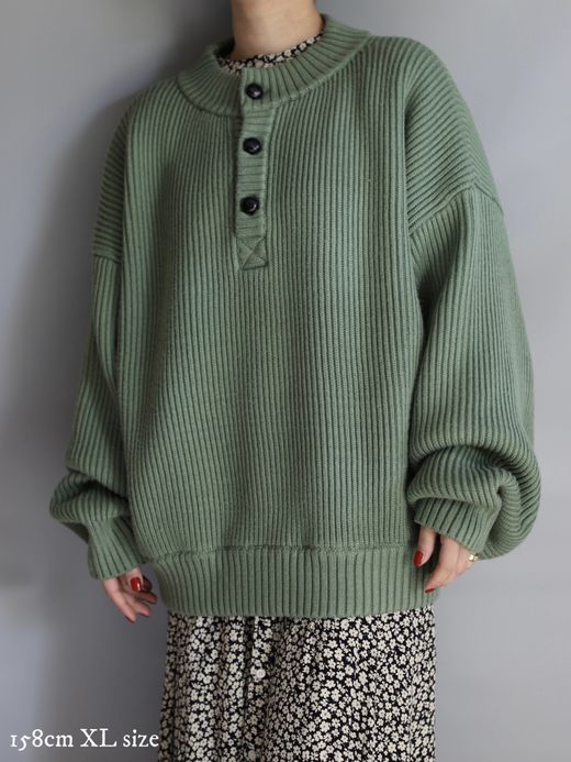 AMBERGLEAM WARM HENRY SWEATER / Smoke green