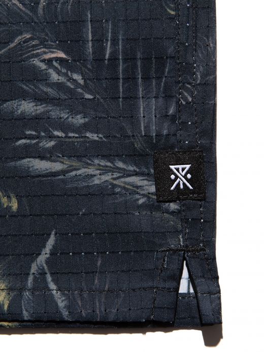 ROARK REVIVAL BLESS UP "NOCTURNAL" S/S WOVEN - COMFORT FIT / Black