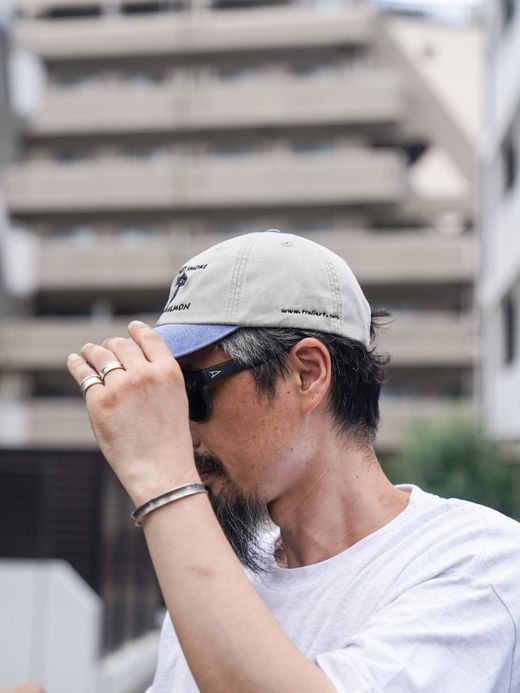 RAY TROLL SMOKE SALMON PIGMENT 6PANEL CAP / Stn/royal