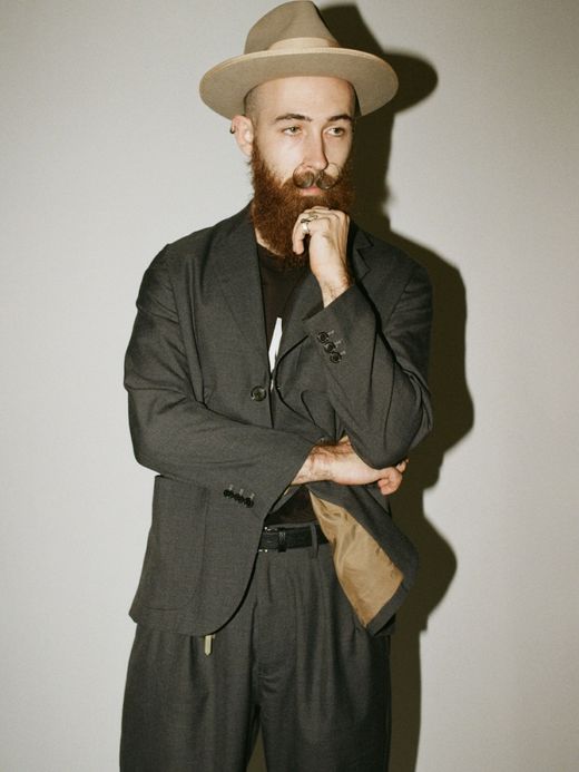 ANACHRONORM SUMMER WOOL TAPERED TROUSERS / Charcoal