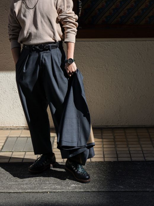ANACHRONORM SUMMER WOOL TAPERED TROUSERS / Charcoal