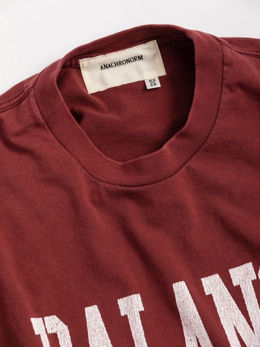 ANACHRONORM COLLEGE PRINT S/S T-S / Burgundy