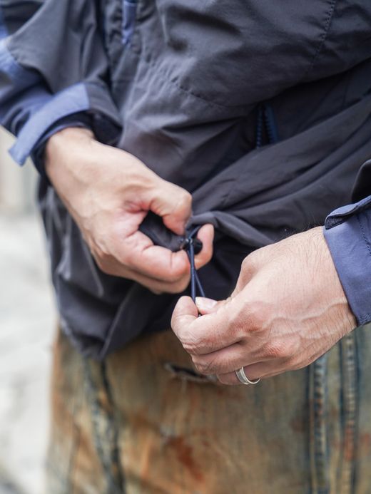 ANACHRONORM EXCHANGE PATTERN NYLON JACKET / Navy x black