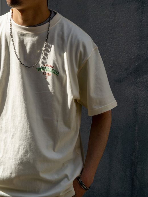 ROARK REVIVAL "DISTILLERIA" TEE / Natural