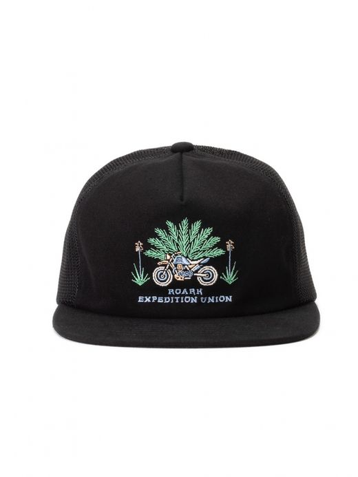 ROARK REVIVAL MOTO TRUCKER / Black