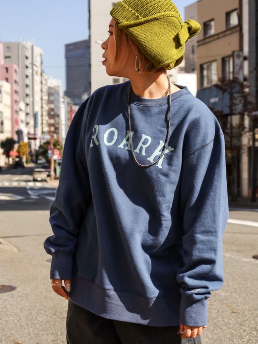 ROARK REVIVAL “MEDIEVAL LOGO” CREW SWEAT / Slate blue