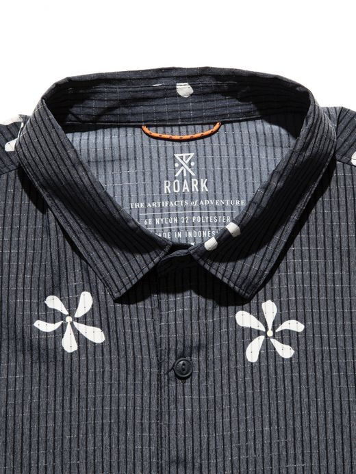 ROARK REVIVAL BLESS UP S/S WOVEN / Dark navy