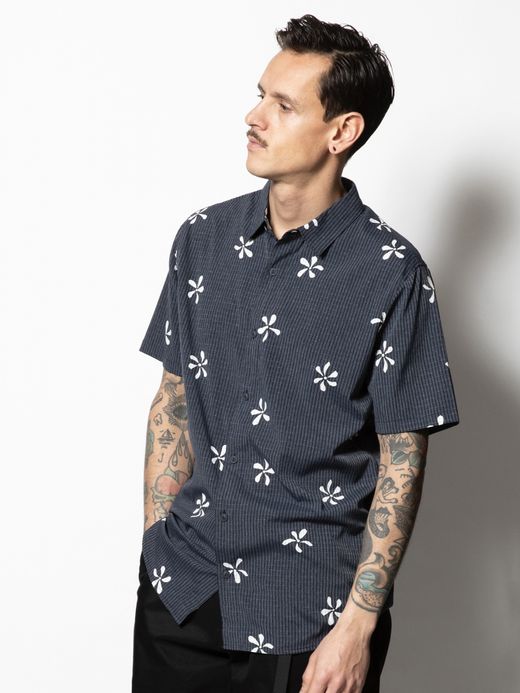 ROARK REVIVAL BLESS UP S/S WOVEN / Dark navy