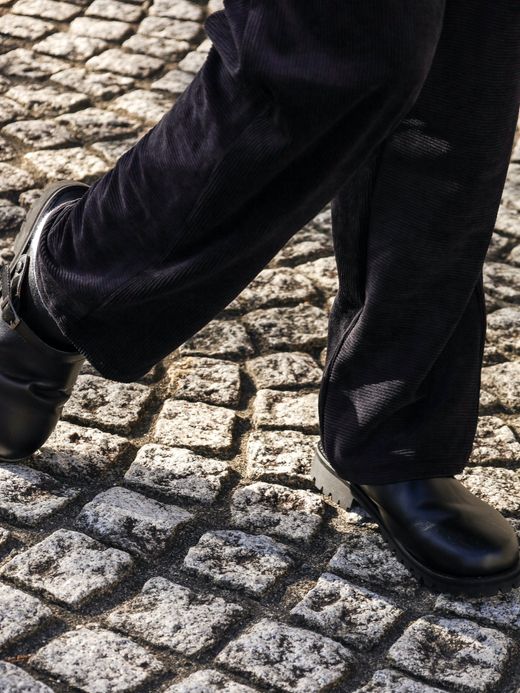 VOO CORDUROY EZ SLACKS / Black