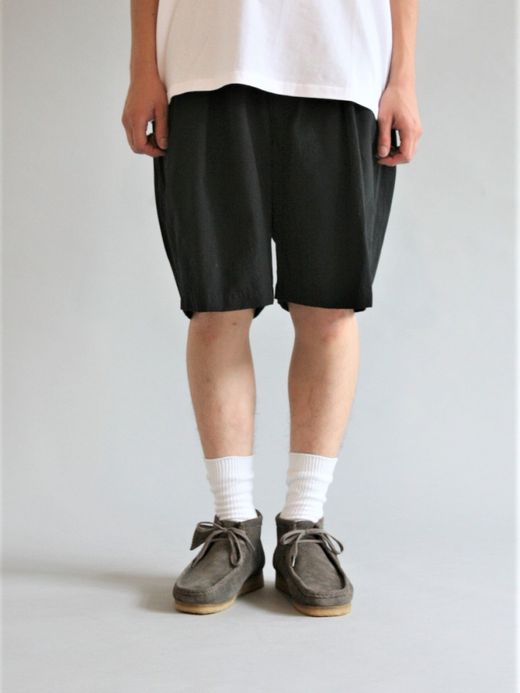 ANACHRONORM 60/40 TUCK SHORTS / Black