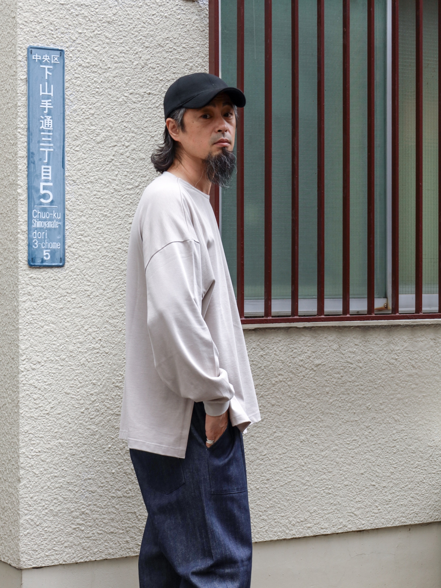 【上級ラインストーン】新品　社交ダンス　黒　カラフルプリントカットソーr281 Audience VORTEX 8オンス サイドスリット Aライン L/S TEE