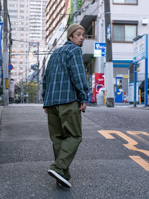 e.sen BEN / Olive