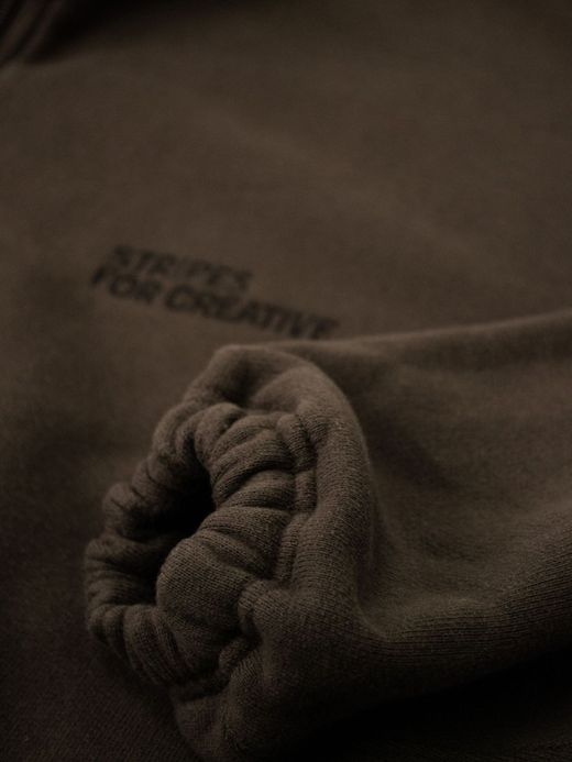 S.F.C HALF ZIP SWEAT / Brown