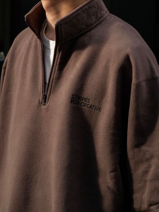 S.F.C HALF ZIP SWEAT / Brown
