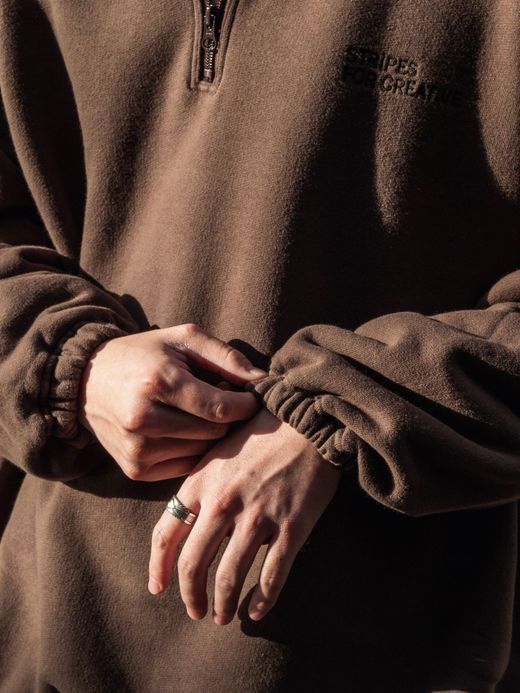 S.F.C HALF ZIP SWEAT / Brown