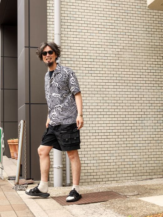 ROARK REVIVAL "WAVE" BLESS UP SS / Black
