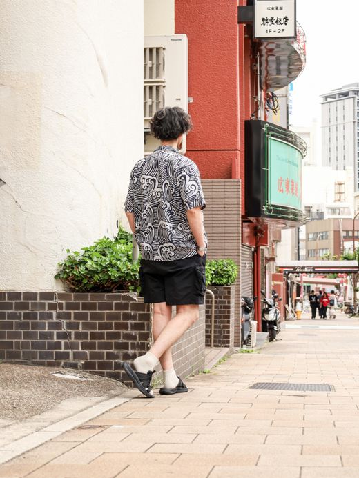 ROARK REVIVAL "WAVE" BLESS UP SS / Black