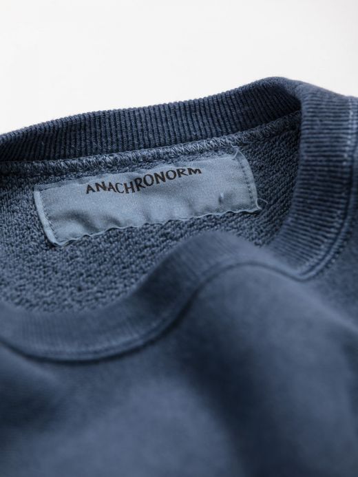 ANACHRONORM COLLEGE PRINT SIDE RIB SWEAT / Navy