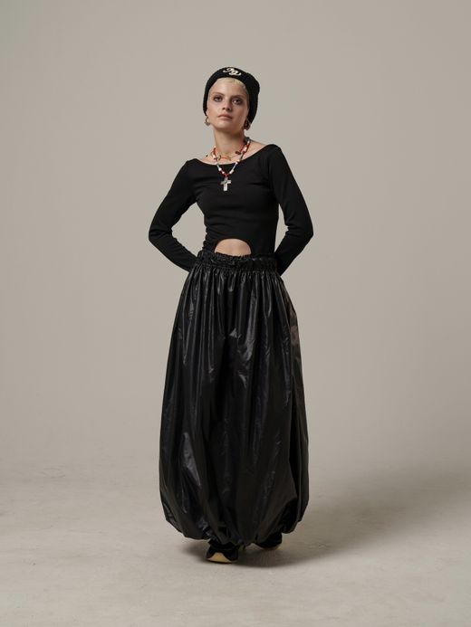 AMBERGLEAM BALLOON HYBRID DRESS / Black