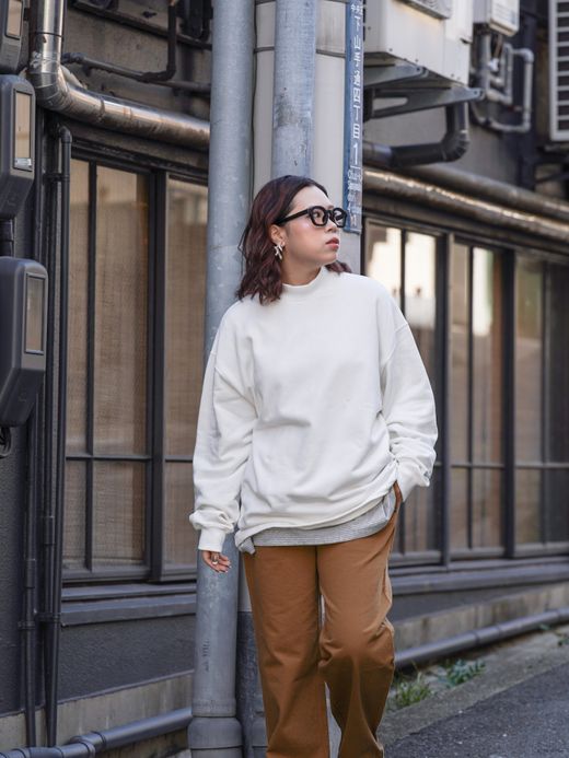 organicsta ORGANIC COTTON FLUFFY MOCKNECK SWEAT / White