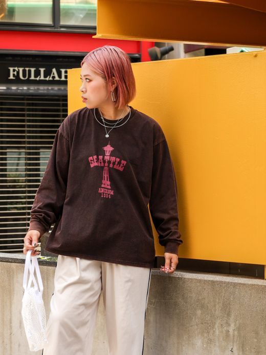 ANACHRONORM SPACE NEEDLE DAMAGED L/S T-S / Black