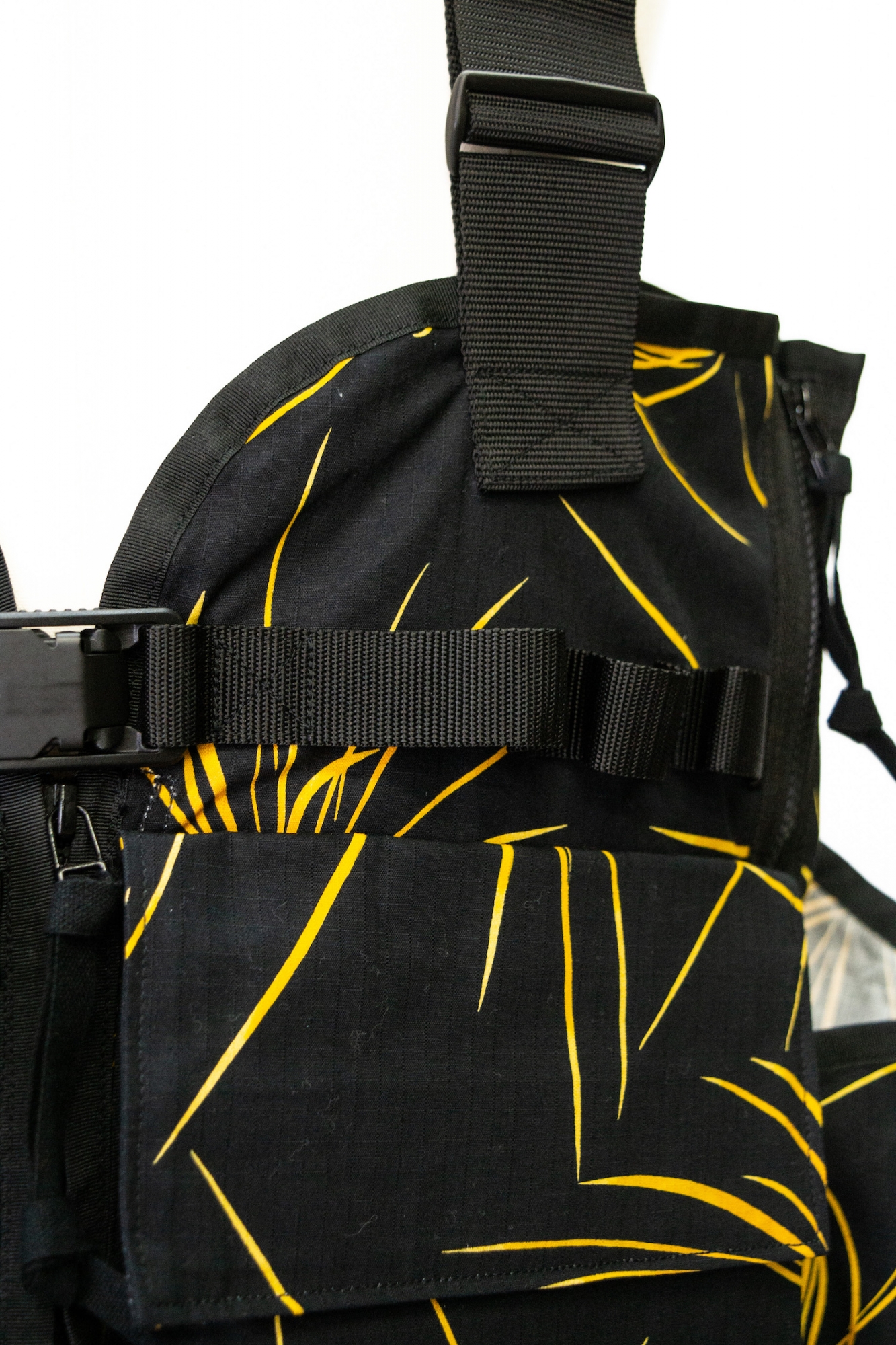 【レア】anachronorm 限定 ベスト flatbush 花火 コラボ ANACHRONORM FIREWORKS RIDING UTILITY VEST / FLATBUSH Ltd