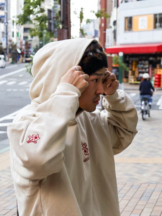 AMBERGLEAM AMBERGLEAM SWEAT HOODIE / Ash white