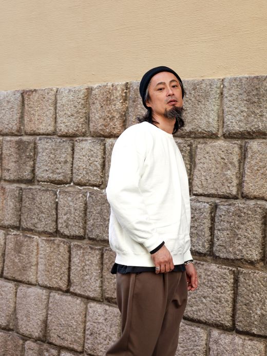 THE UNION VICTORY CREW SWEAT / White
