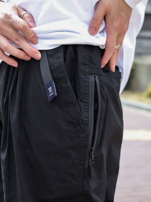 ROARK REVIVAL TRAVEL PANTS 2.0 LINEN LIKE ST - RELAX TAPERED FIT / Black