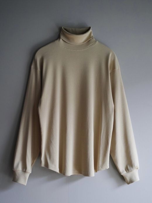 AMBERGLEAM RIB CUT TURTLE NECK / Natural