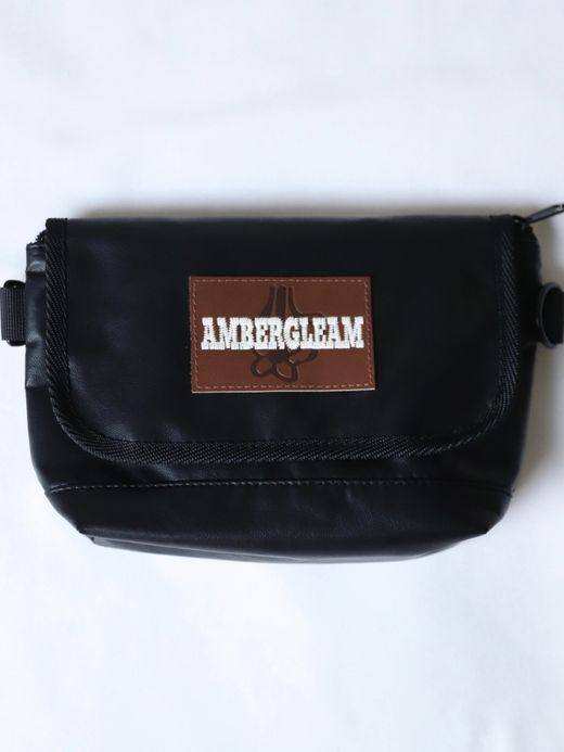 AMBERGLEAM LEATHER TRAVELER'S BACKPACK / Gross black