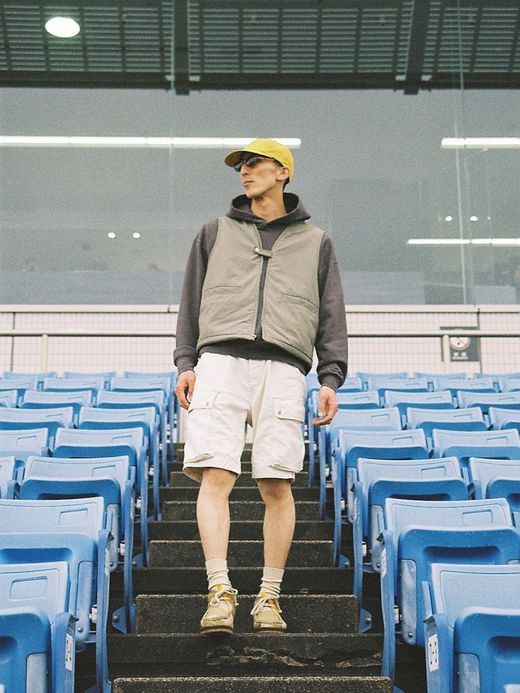 THE UNION SIX POCKET SHORT PANTS / White