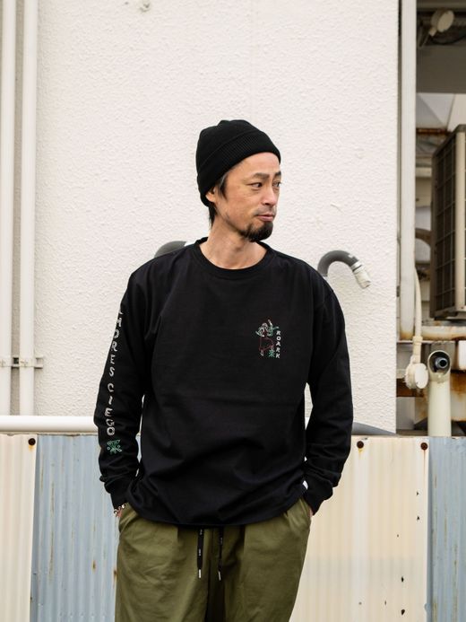 ROARK REVIVAL "AMOR ES CIEGO" L/S TEE / Black