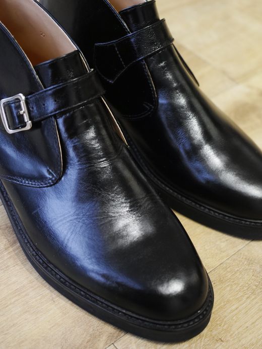 AMBERGLEAM LEATHER TAP SHOES / Black
