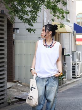 SUMMER TRILOGY / White