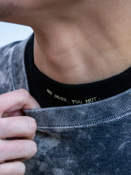 VOO ME BOSS MOCK / Black