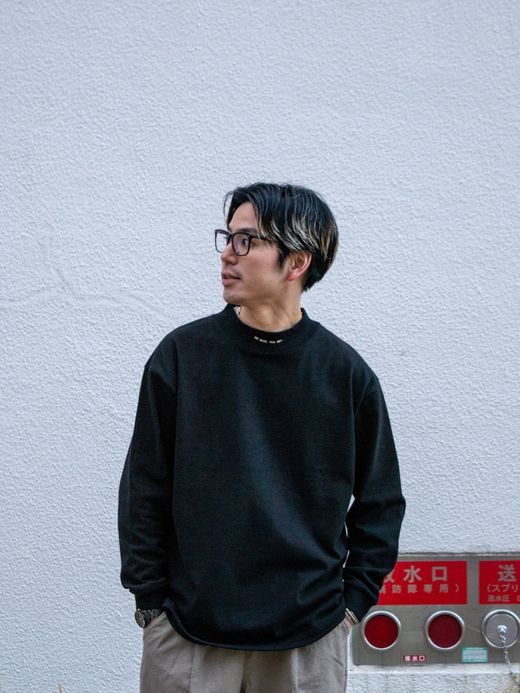 VOO ME BOSS MOCK / Black